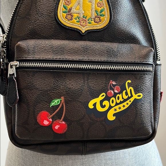HOST PICK ⭐️ COACH Signature Brown Black Mini Charlie Backpack F25909 - Picture 3 of 16